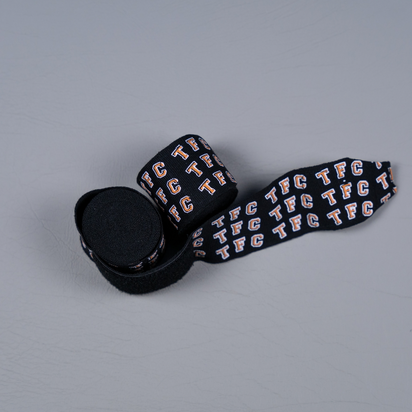 TFC 4M BLACK & ORANGE HAND WRAPS